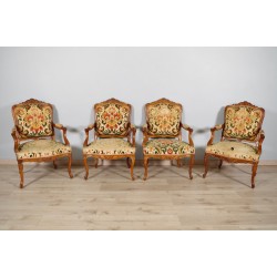 Quatre fauteuils style Régence