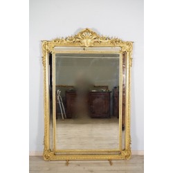 Miroir Napoléon III doré à parecloses