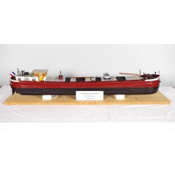 Model barge: Freycinet-type self-propelled barge